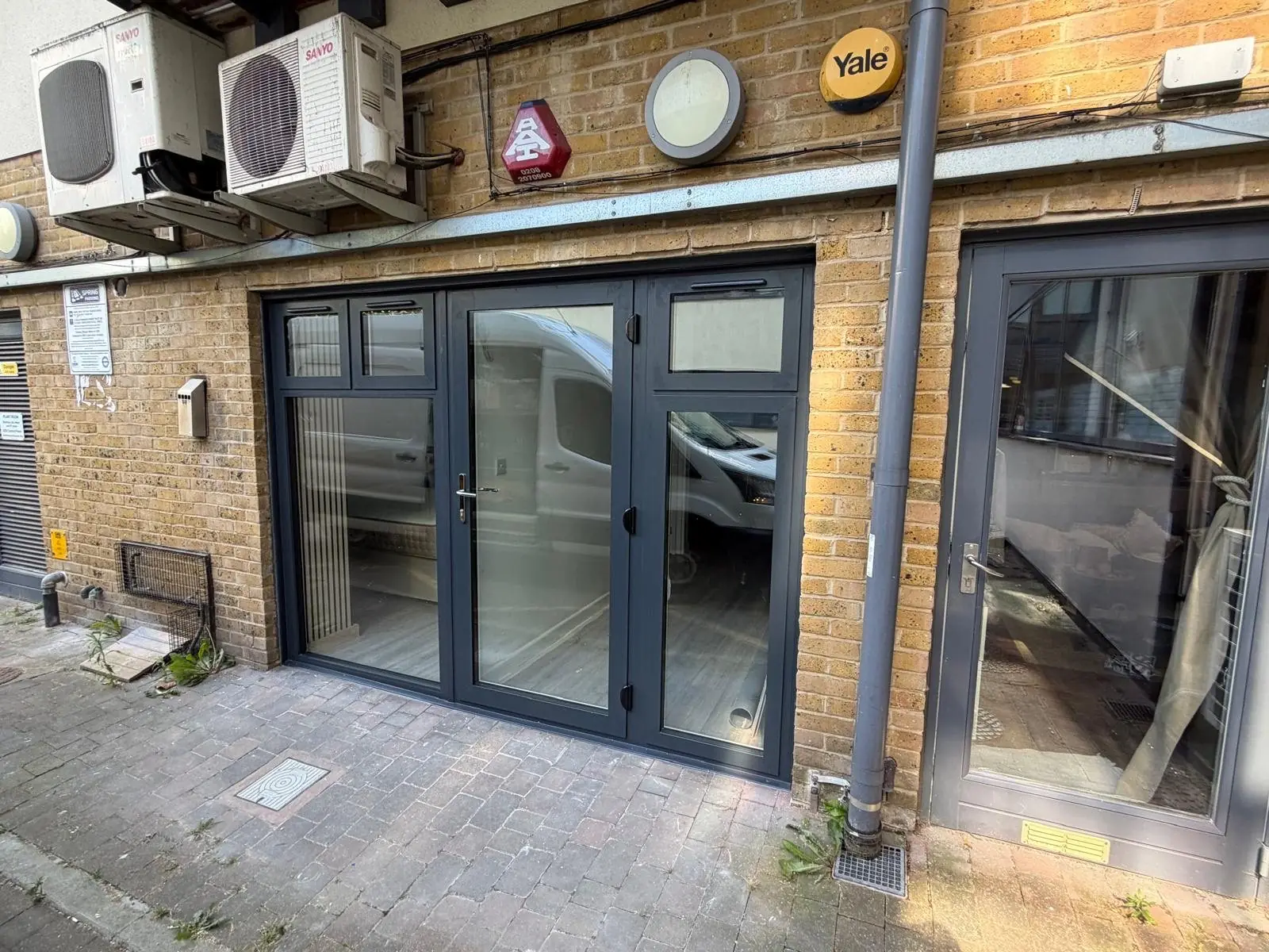 Aluminium doors onto the courtyard