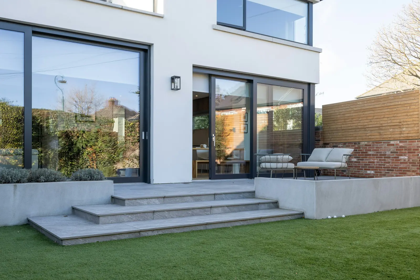 Anthracite aluminium windows and sliding doors